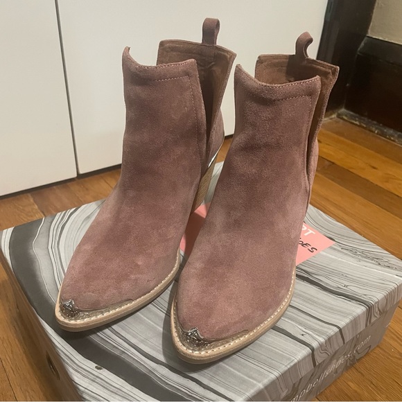 NIB - Jeffrey Campbell Cromwell Booties - Picture 3 of 5